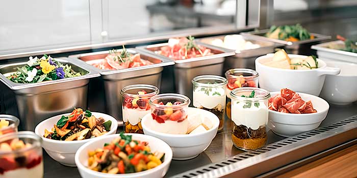 Foto del artículo: ¿Cuánto gasta de luz una vitrina refrigerada?