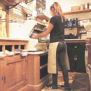 Ilustración con Cortadoras de Pan