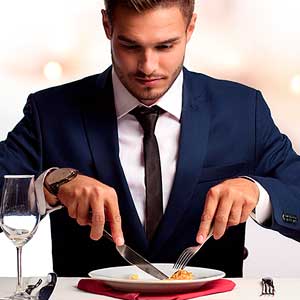 Ilustración con Cuchillos de Mesa
